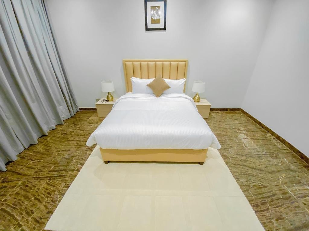 Dragon Hotel & Resort, Amwaj Island