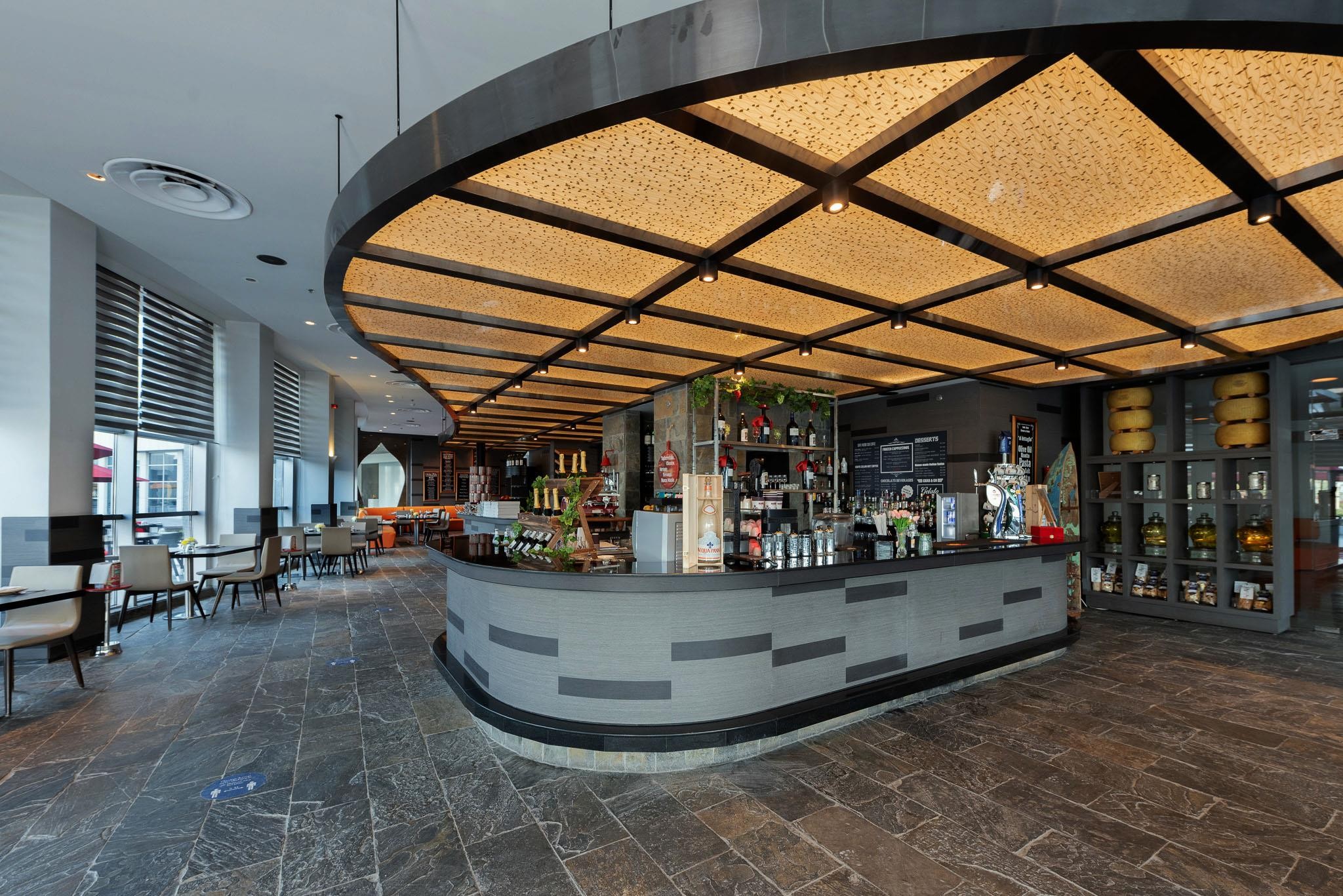 The Art Hotel & Resort 14