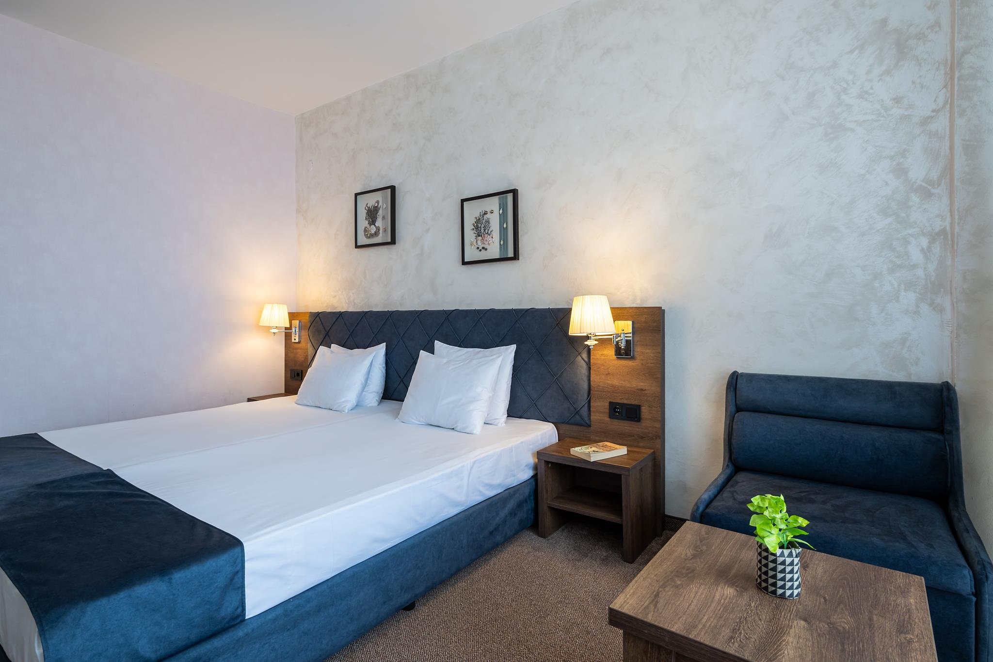 Flamingo Beach Hotel 6