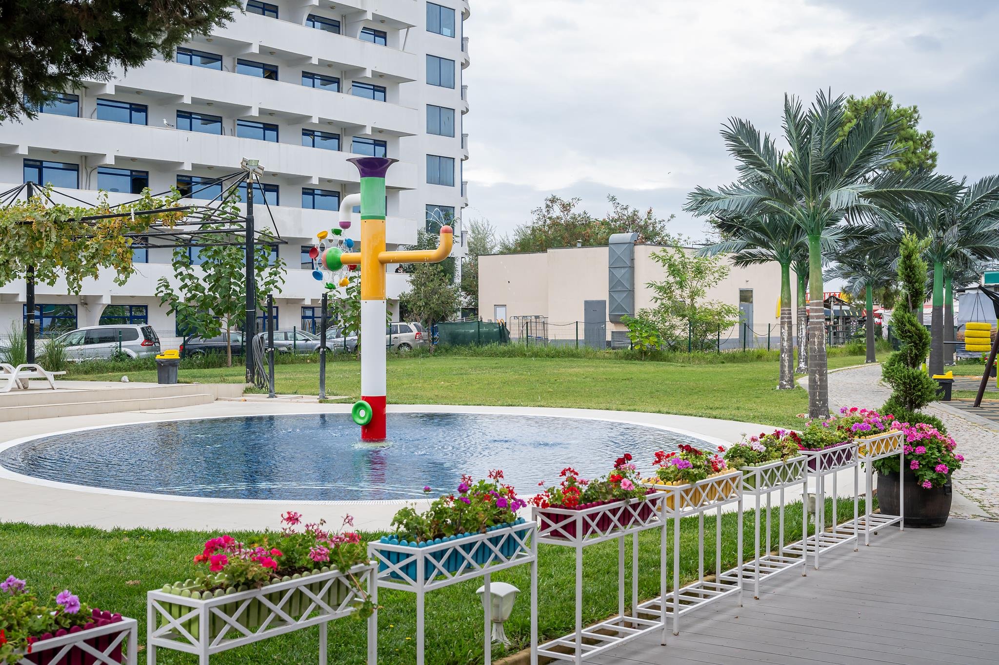 Flamingo Beach Hotel 4