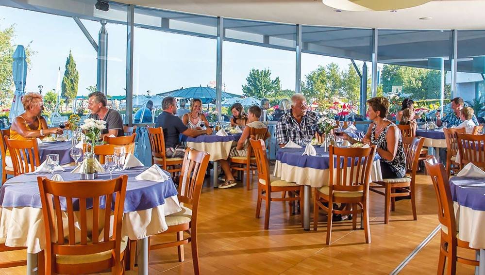 Sentido Neptun Beach 7