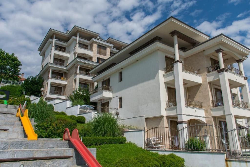 Paraiso Theopolis 23