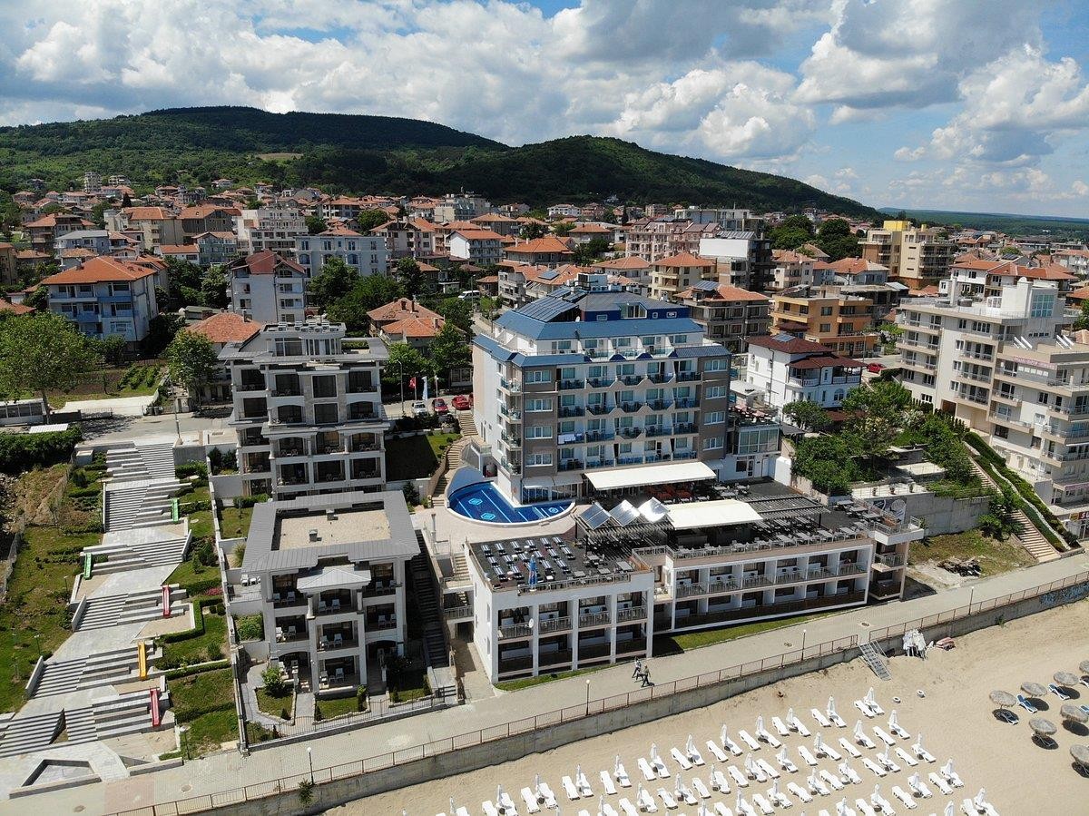 Paraiso Theopolis 25