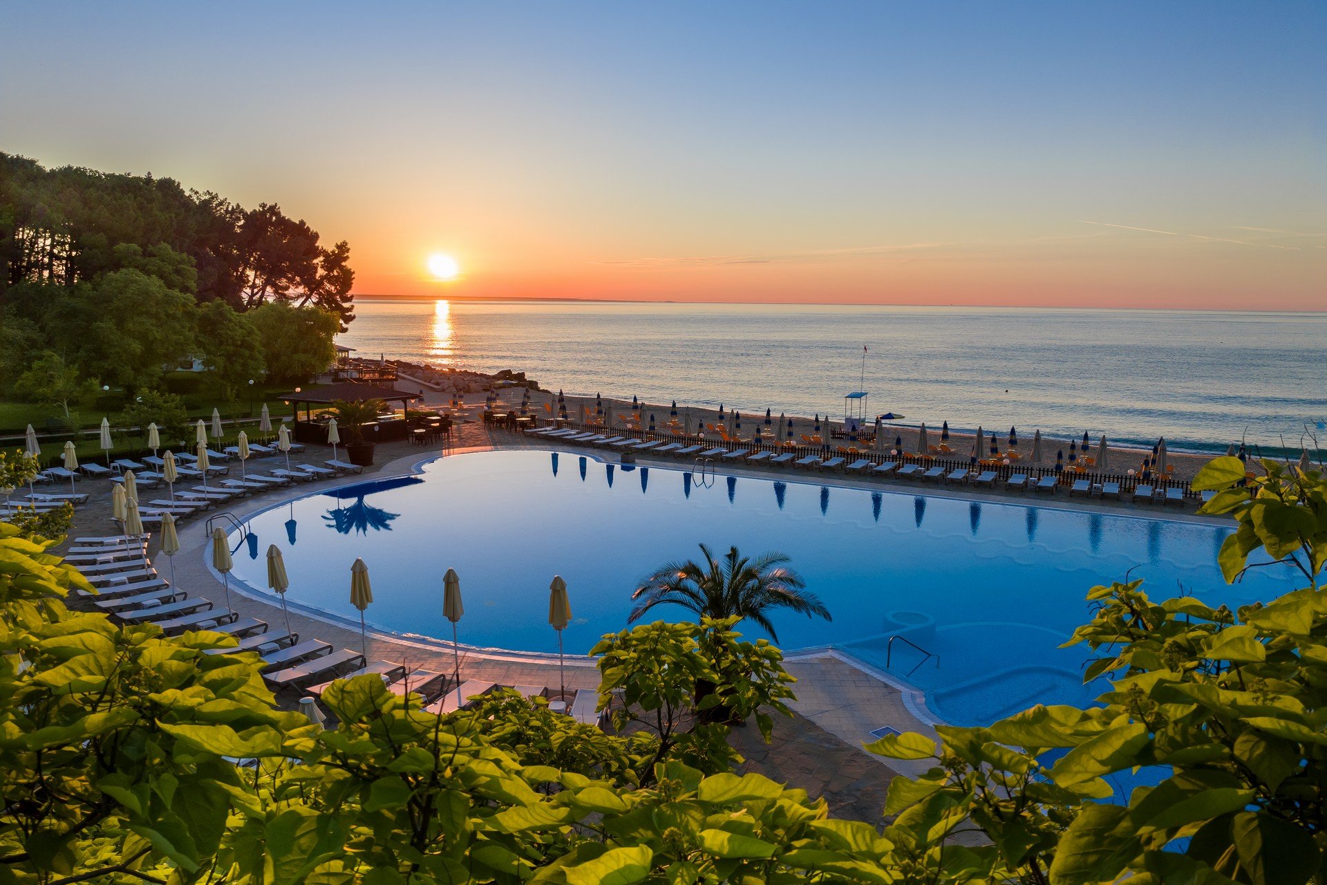 HVD Riviera Beach Hotel 3