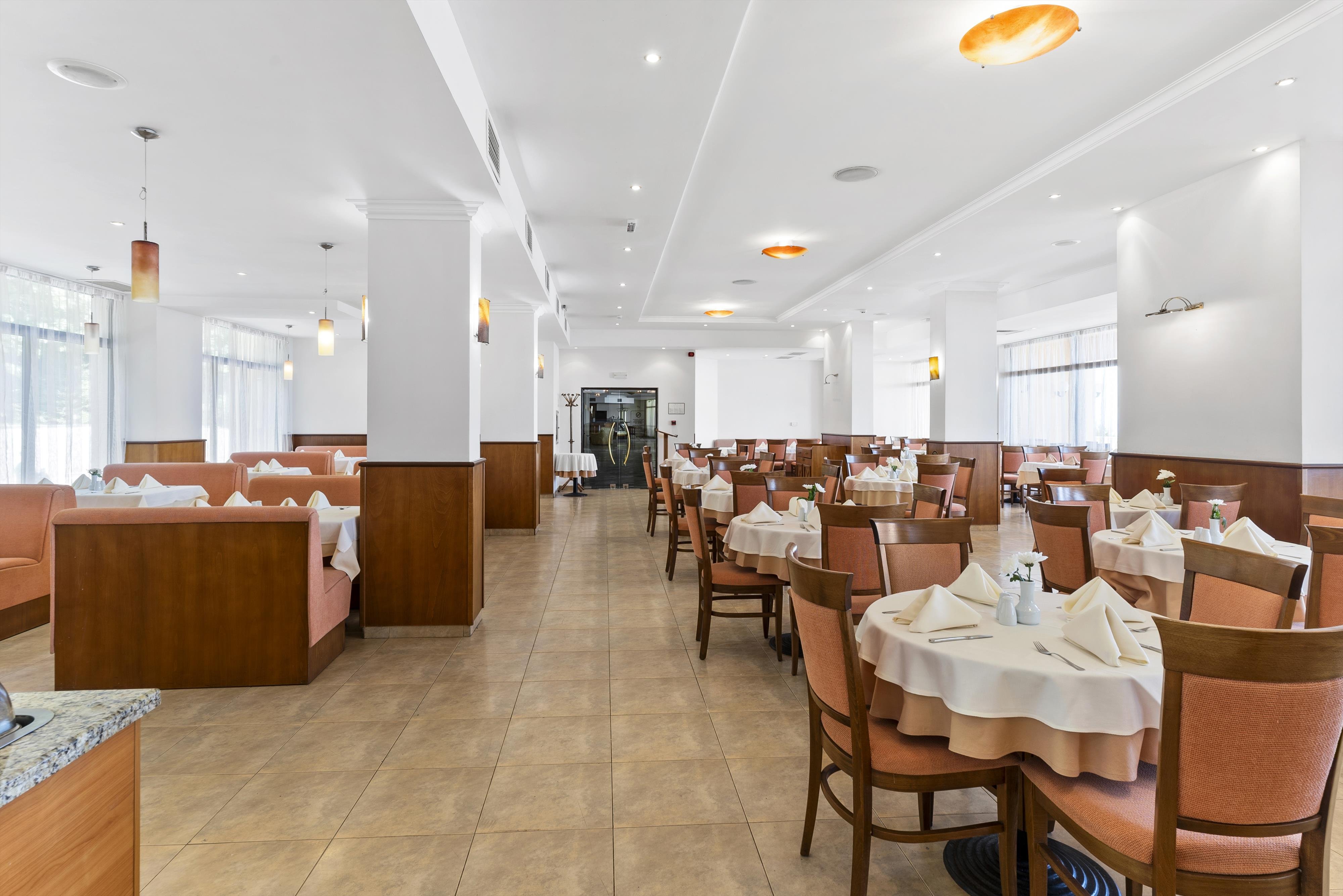 HVD Riviera Beach Hotel 14