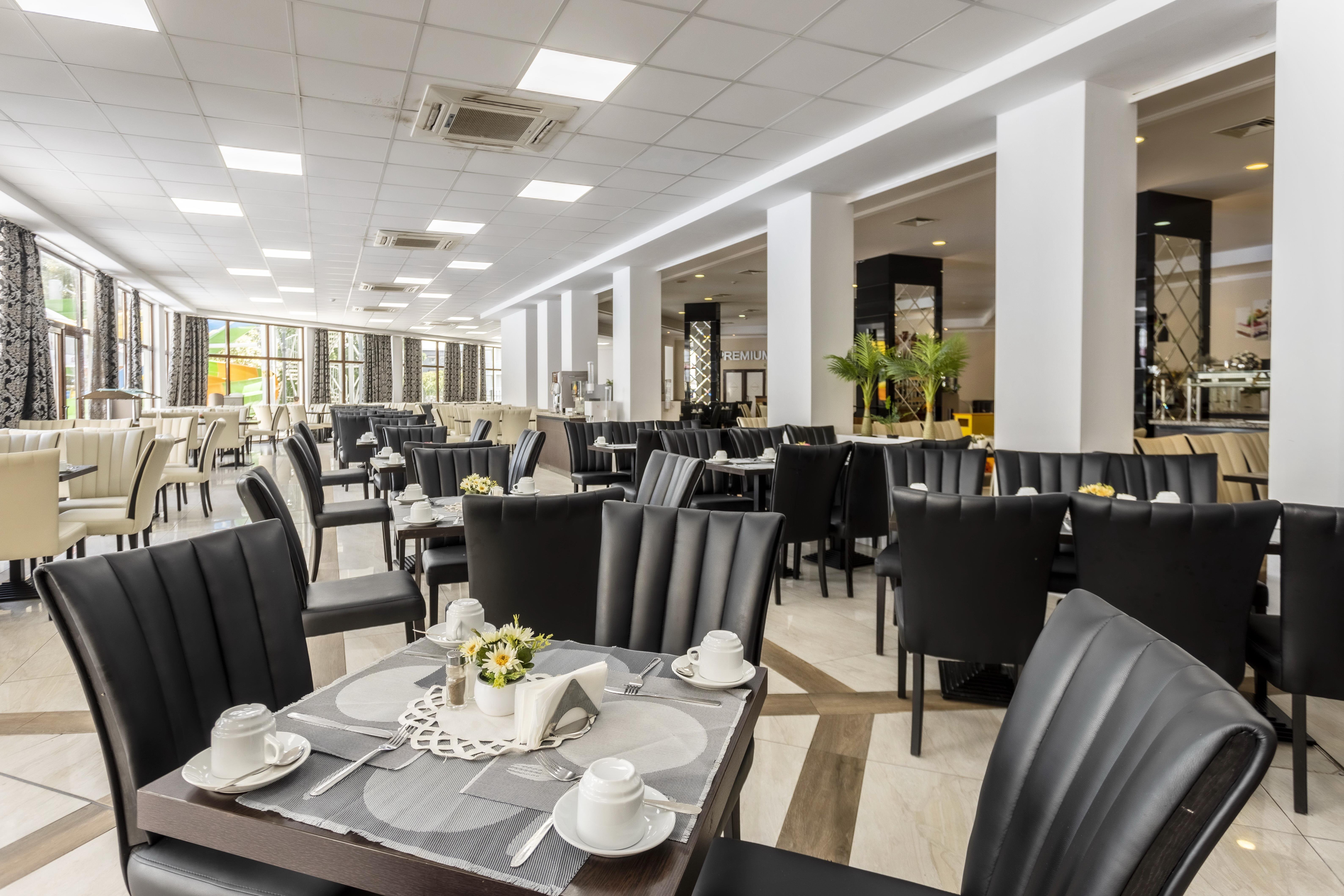 Prestige Hotel & Aquapark 13