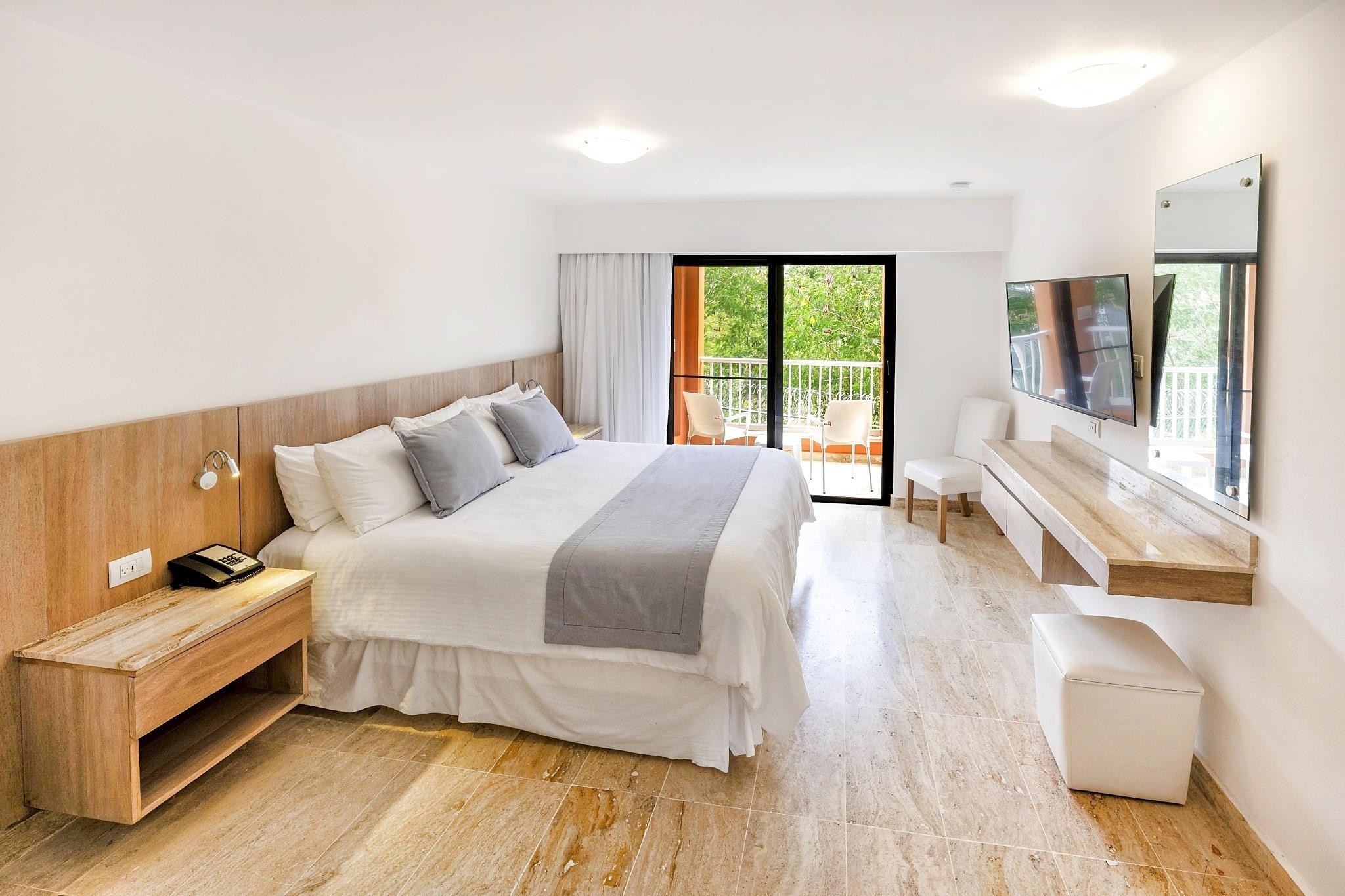 Viva Wyndham Dominicus Palace 7