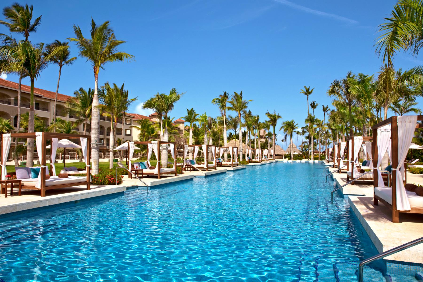 Secrets Royal Beach (Ex Nh Royal Beach Hotel) 2