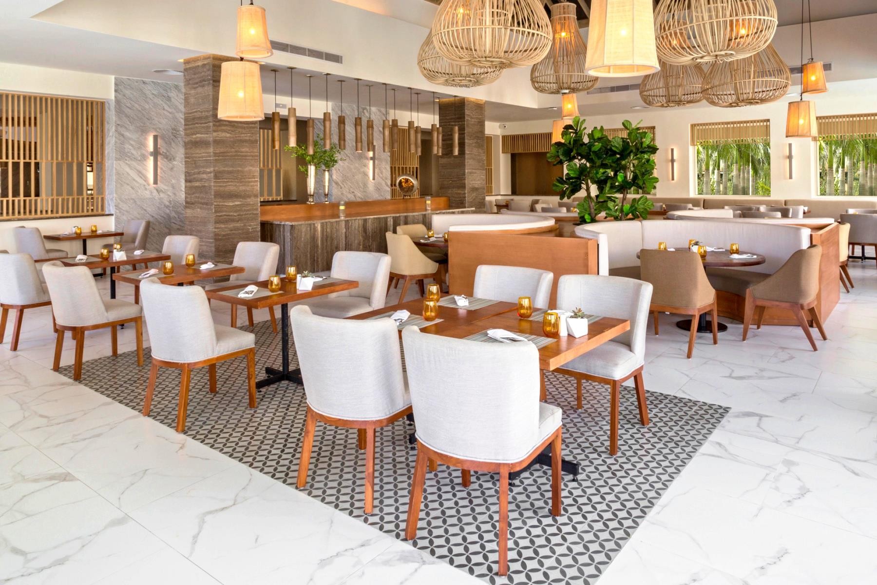 Secrets Royal Beach (Ex Nh Royal Beach Hotel) 8