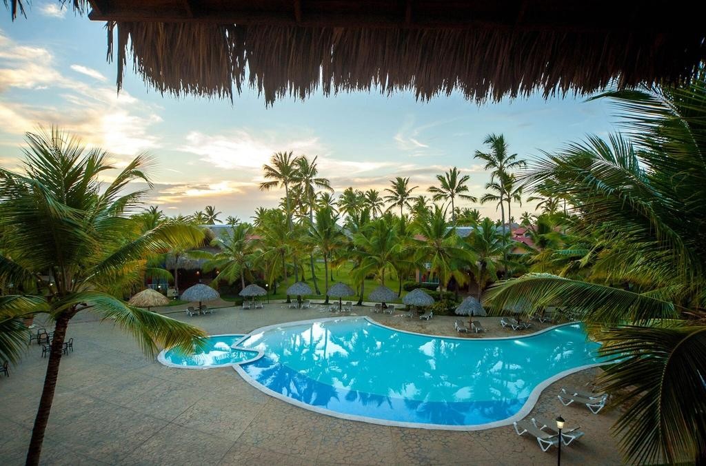 Tropical Deluxe Princess Beach Resort & Spa 11