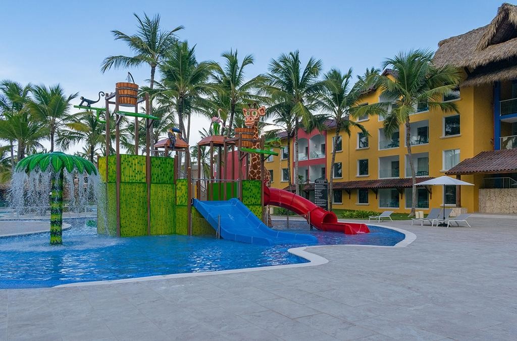 Tropical Deluxe Princess Beach Resort & Spa 48