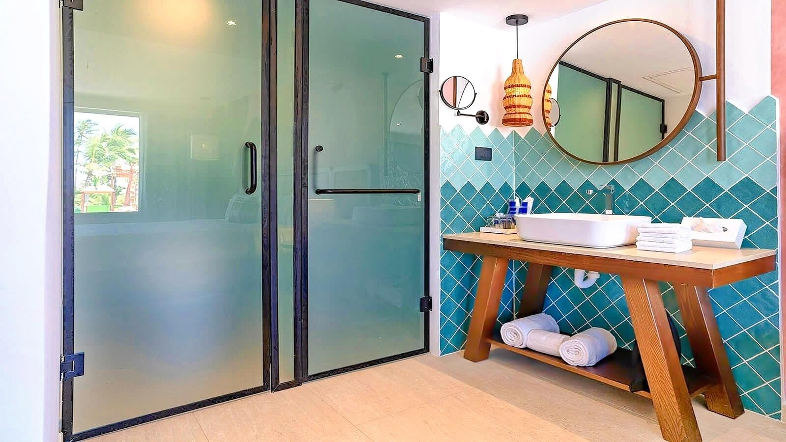 Tropical Deluxe Princess 8