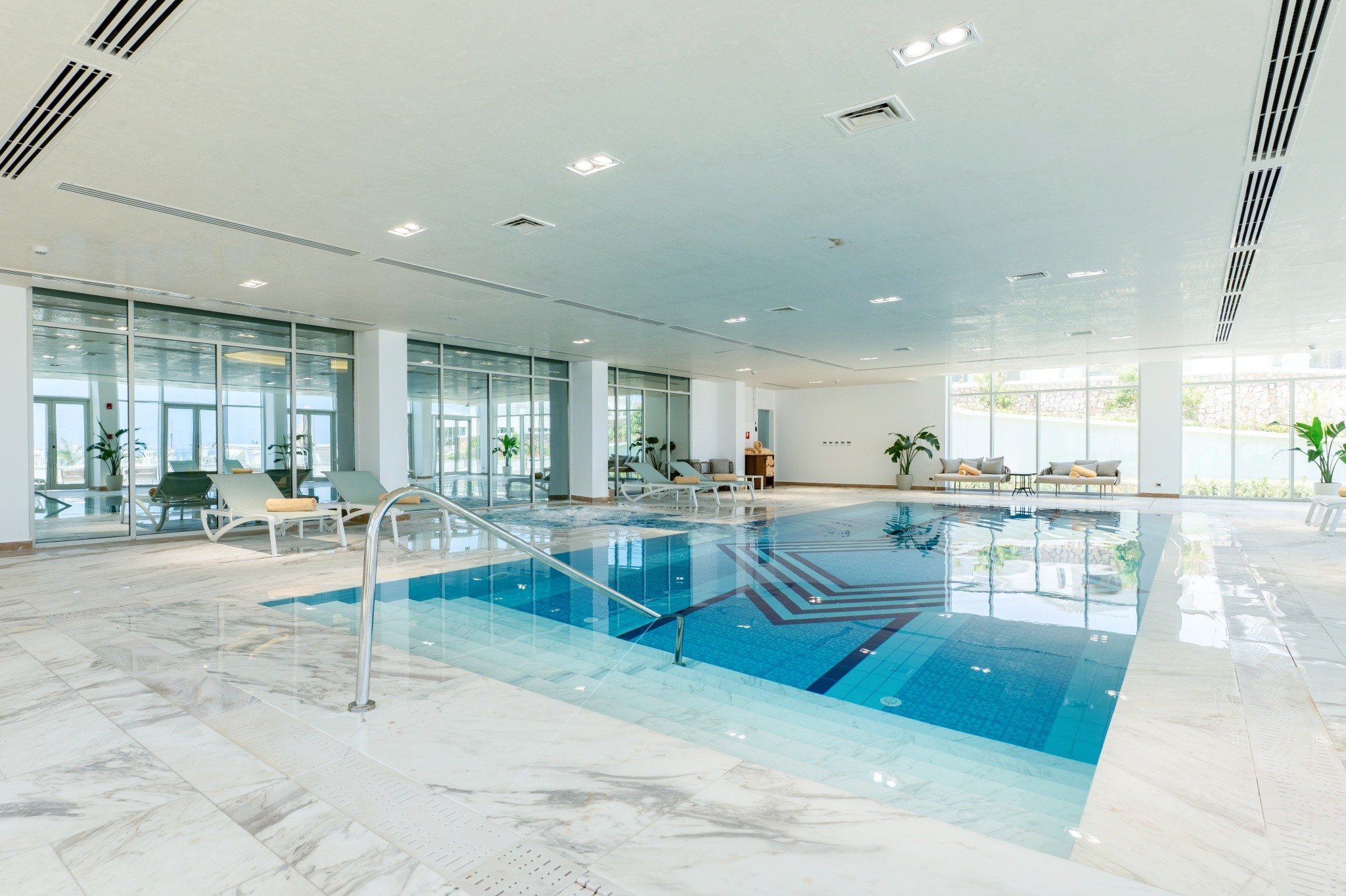 Cleopatra Sidi Heneish 24