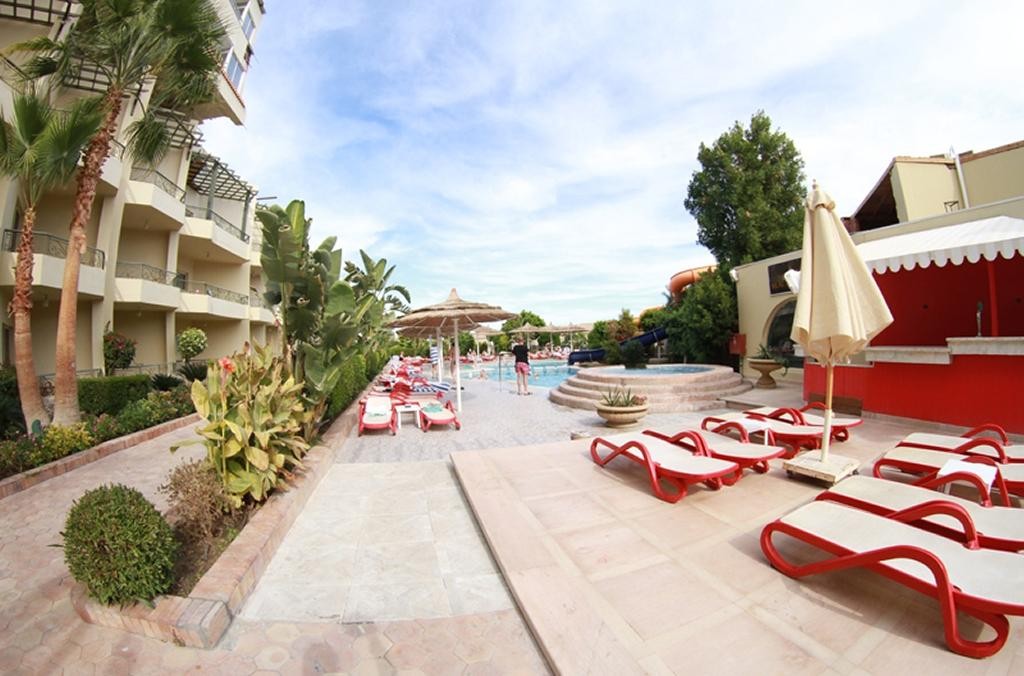 Bellagio Beach Resort & Spa 77