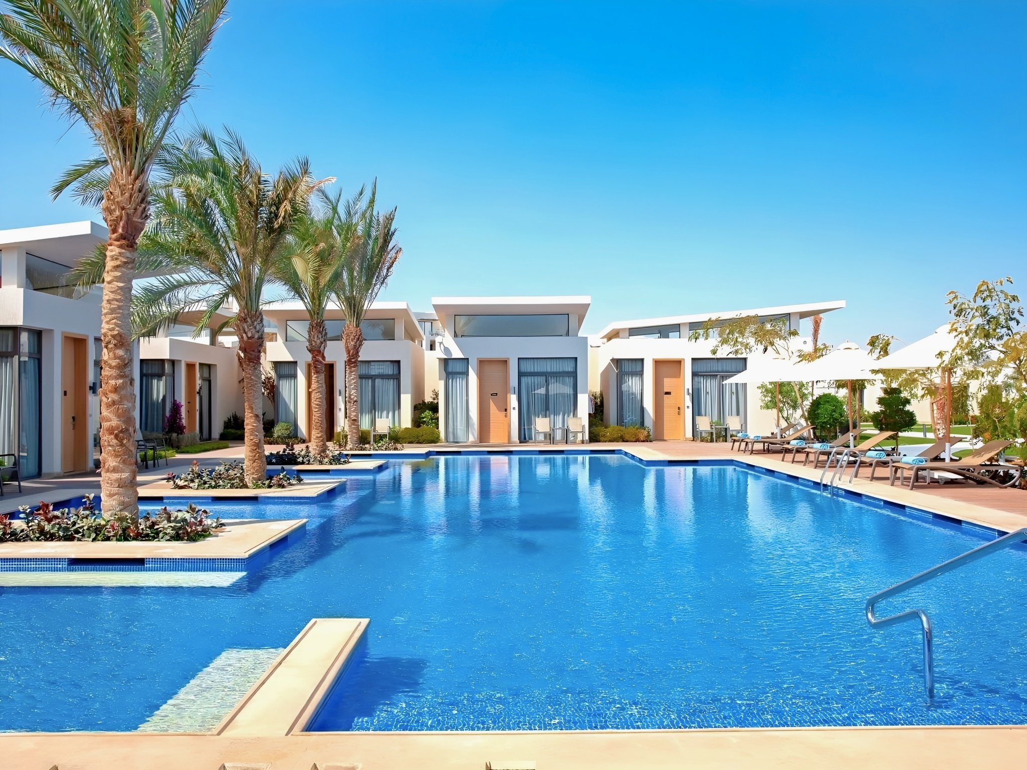 Rixos Premium Magawish Suites & Villas – hotel u bazénu v Egyptě