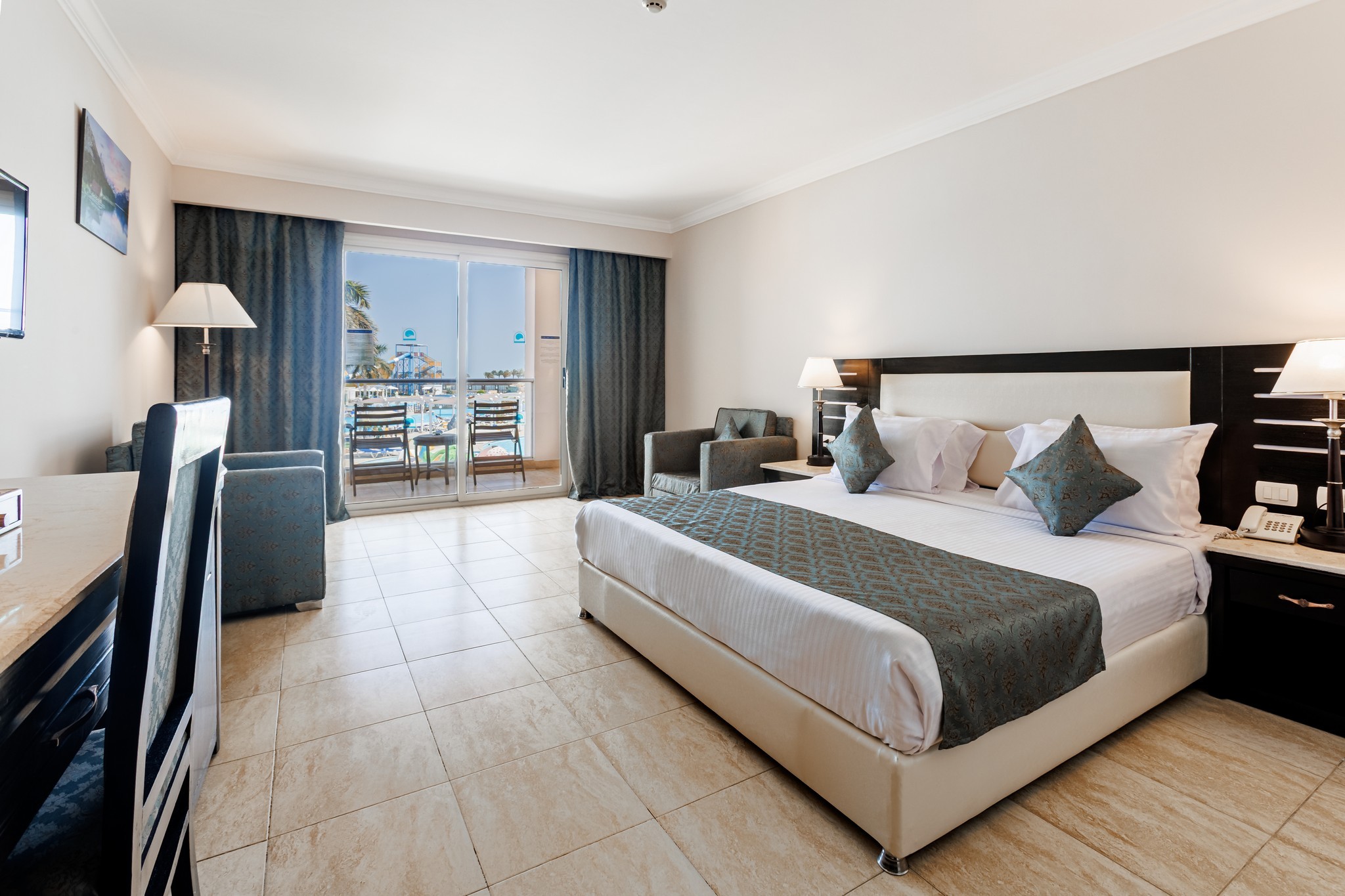 Sunrise Alora Aqua Park Resort 9