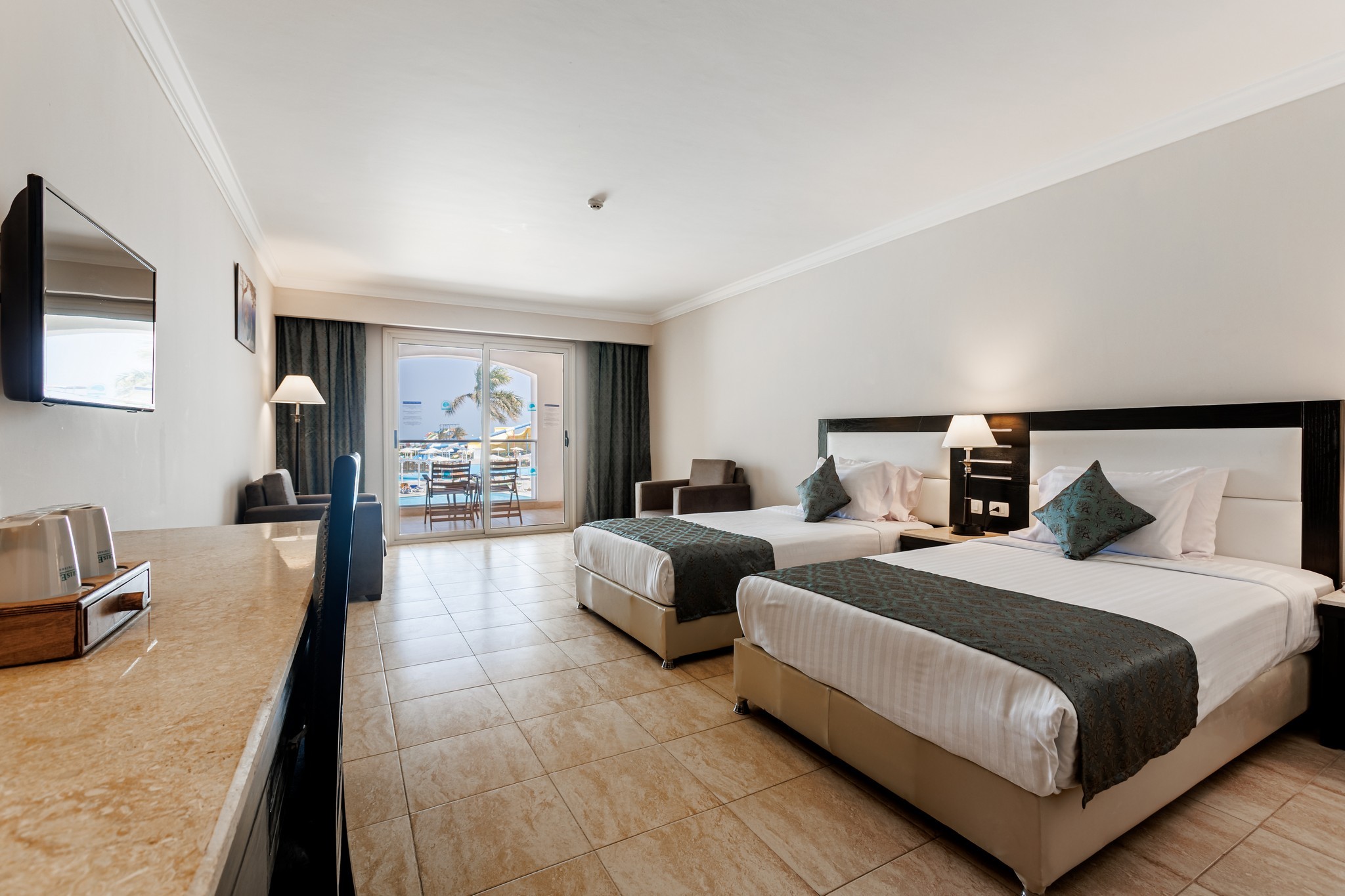 Sunrise Alora Aqua Park Resort 10