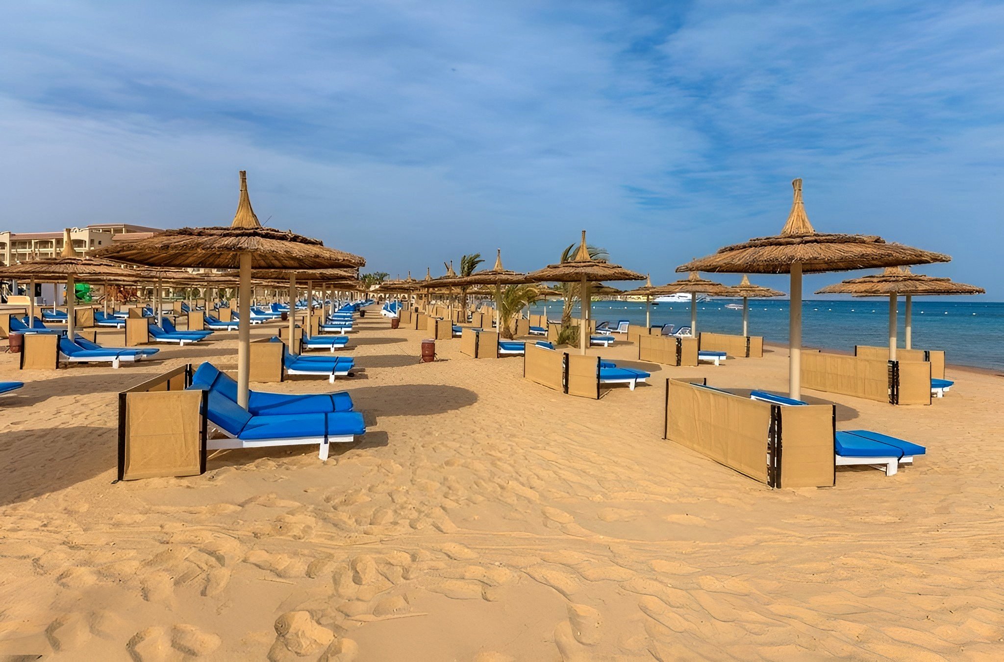 Pickalbatros White Beach