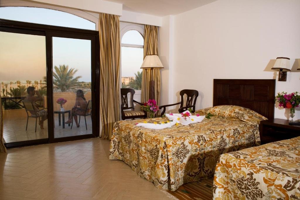 Blend El Phistone Resort