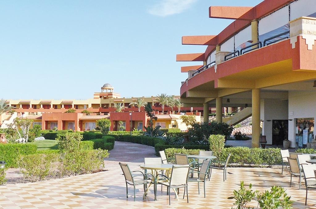 Malikia Resort Abu Dabbab 8