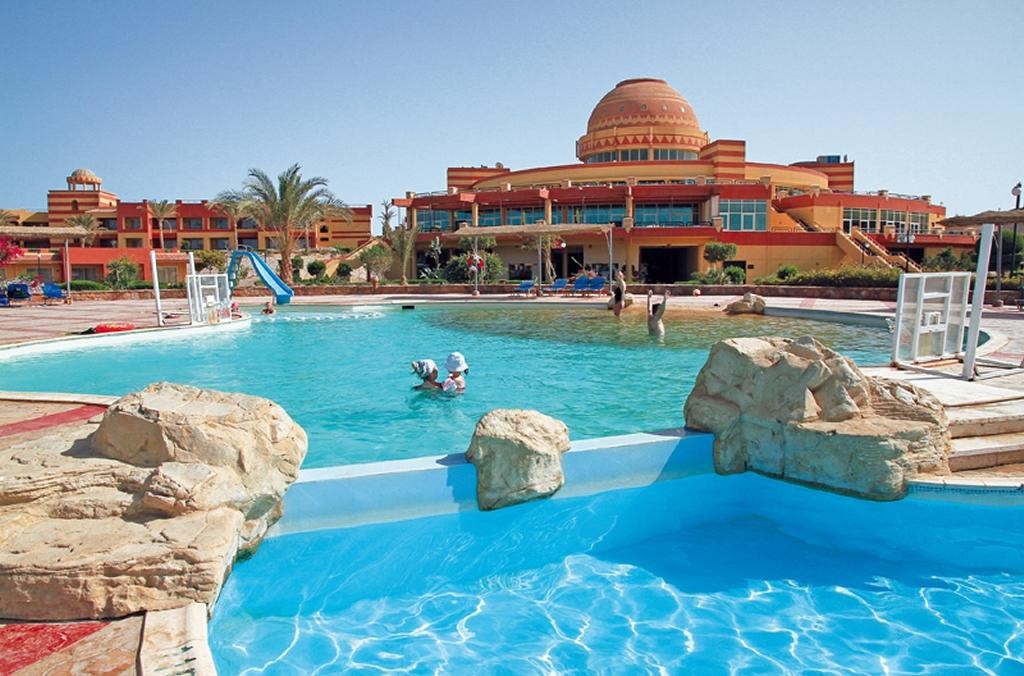 Malikia Resort Abu Dabbab 6