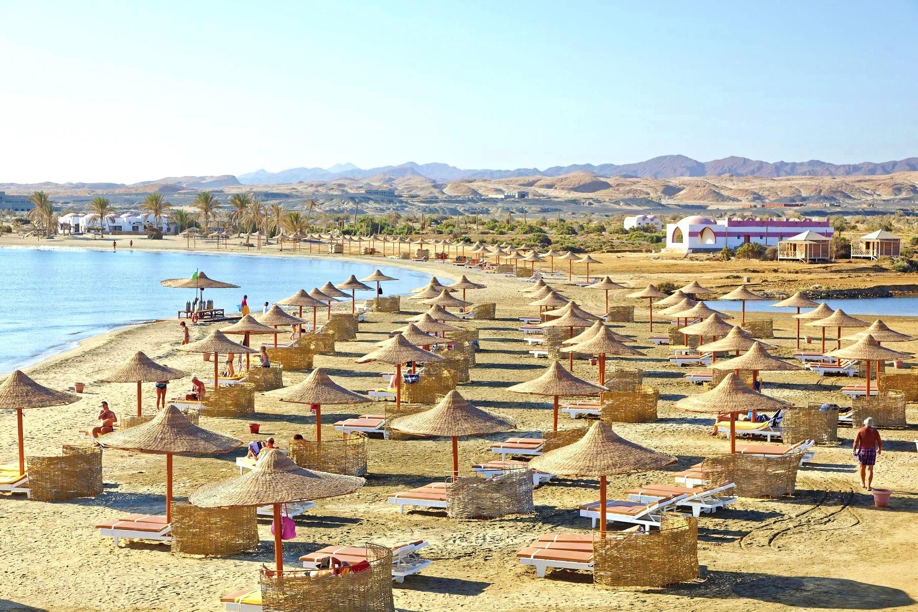 thethreecorners_redsea_marsa_alam_equinox_resort_beach_1-scaled-180.jpg