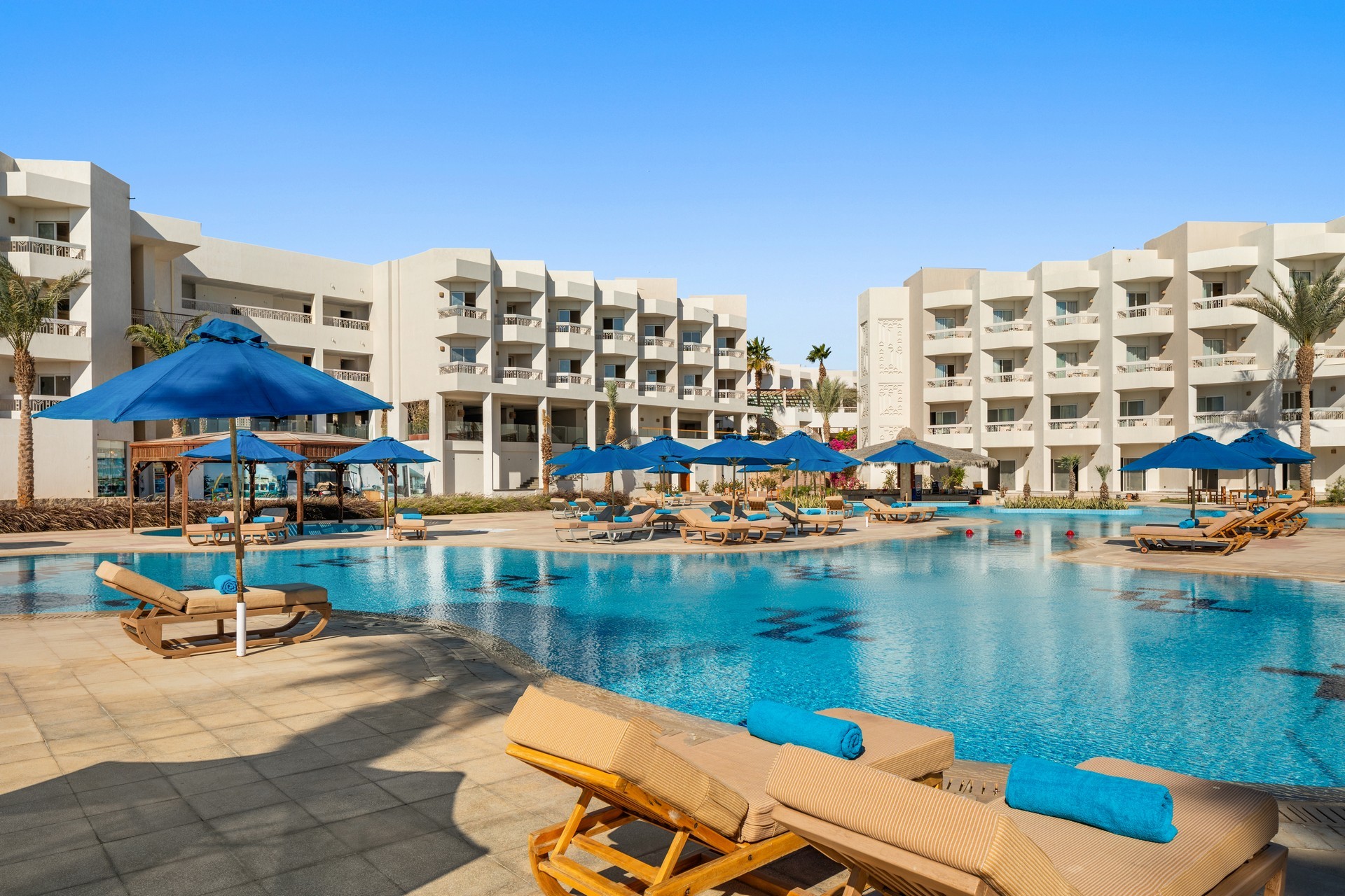 DoubleTree by Hilton Sharks Bay 3