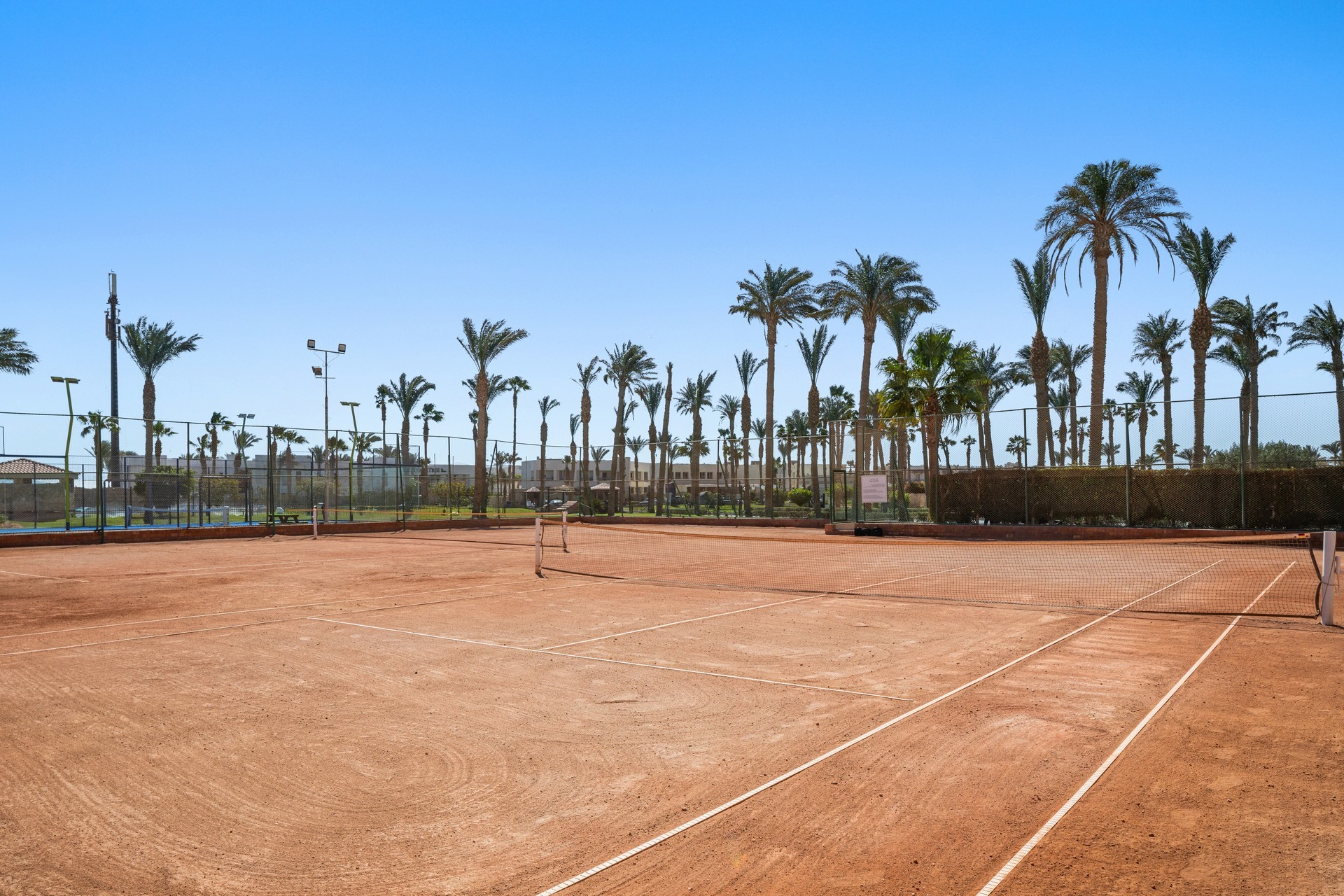 DoubleTree by Hilton Sharks Bay 34