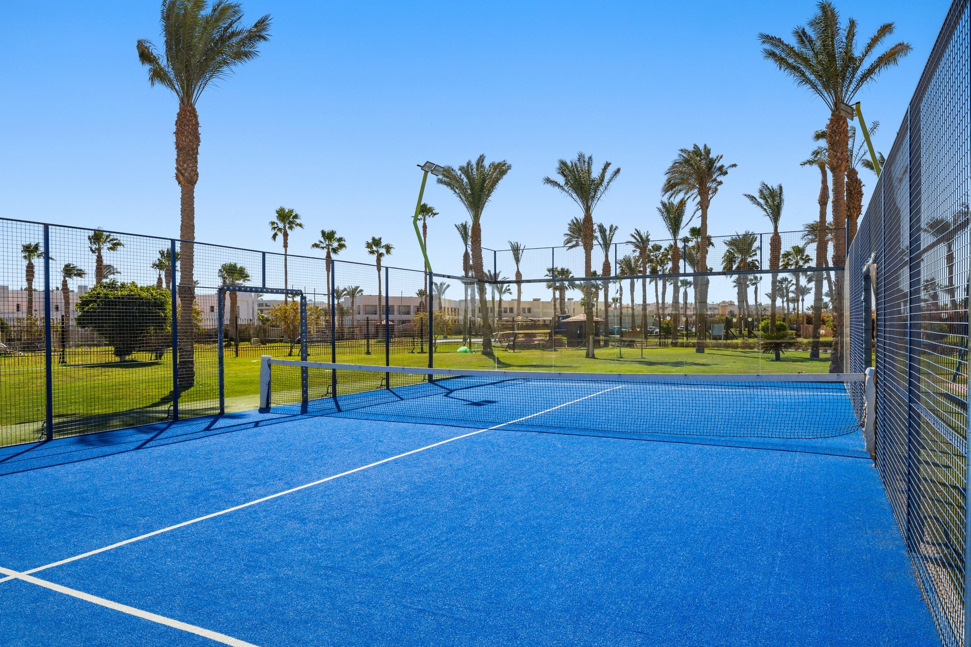 DoubleTree by Hilton Sharks Bay 33