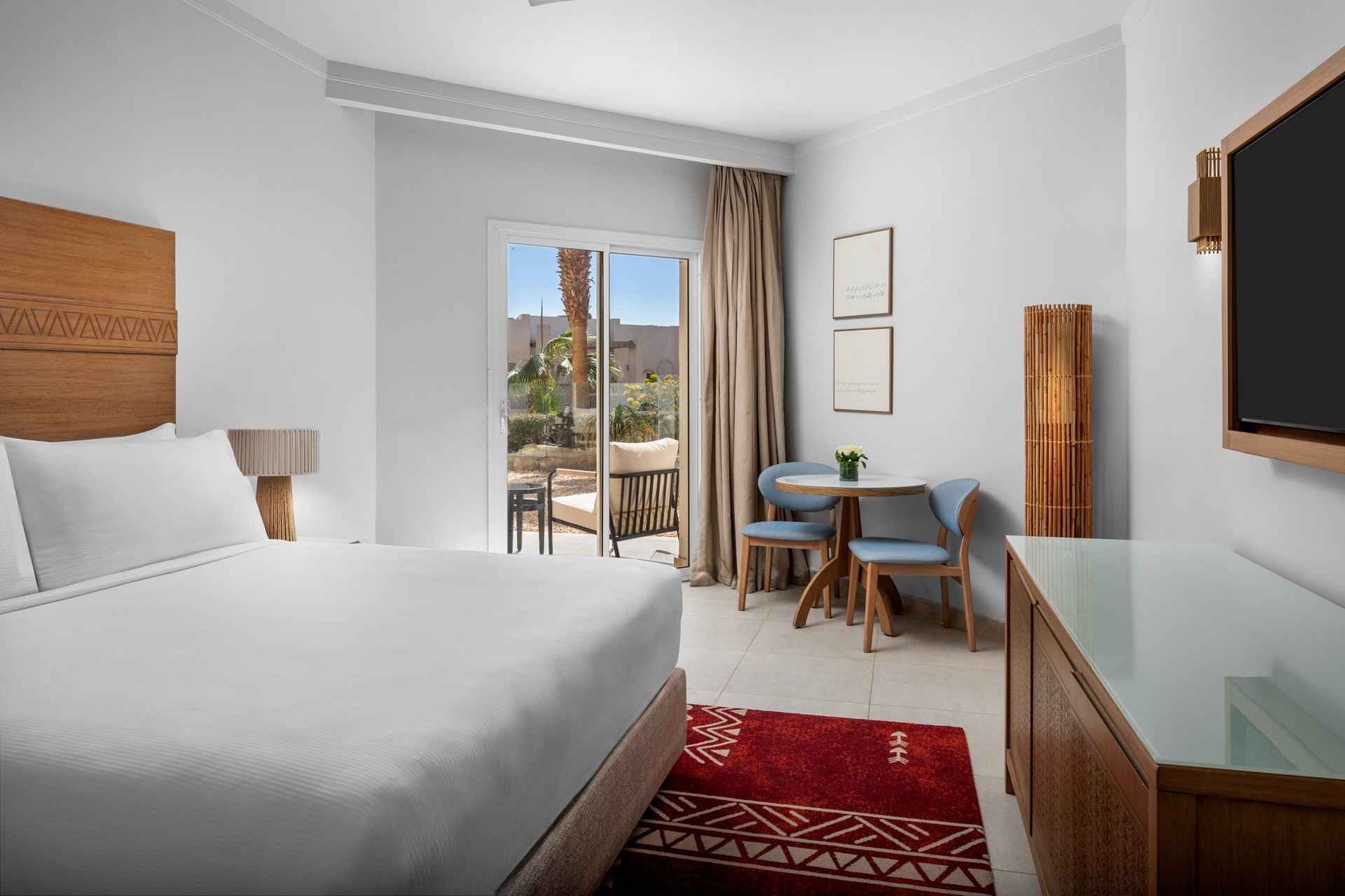 DoubleTree by Hilton Sharks Bay 9