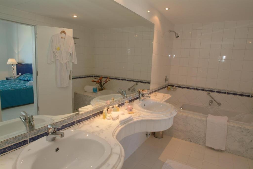 Amarina Star Resort & Aqua Park