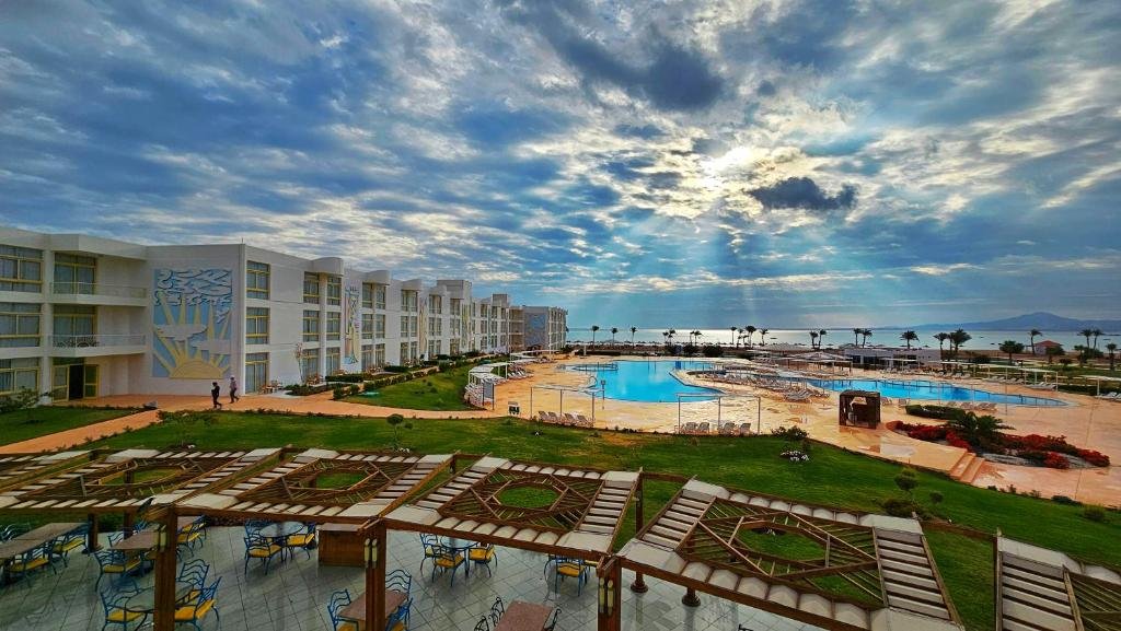 Amarina Star Resort & Aqua Park