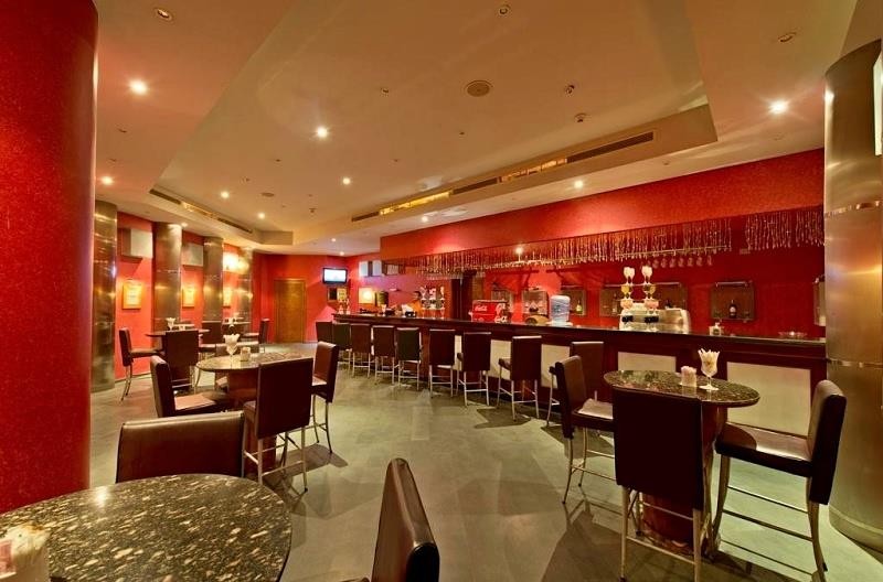 Amphoras Hotel