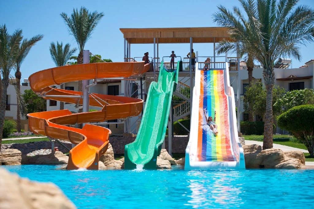 Amphoras Hotel