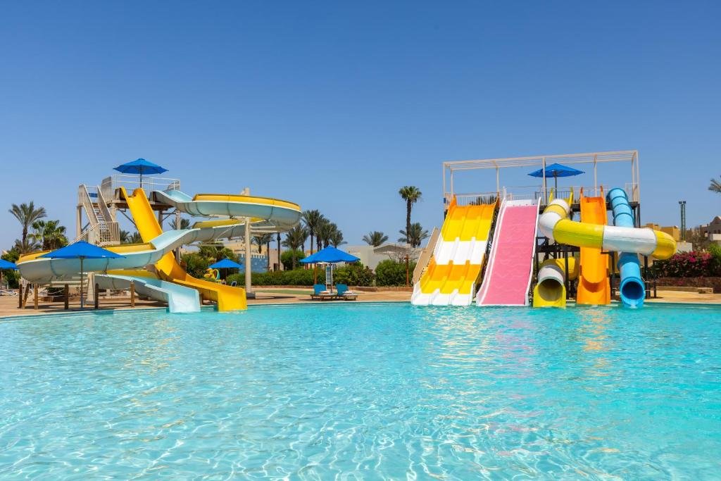 Amwaj Oyoun Resort