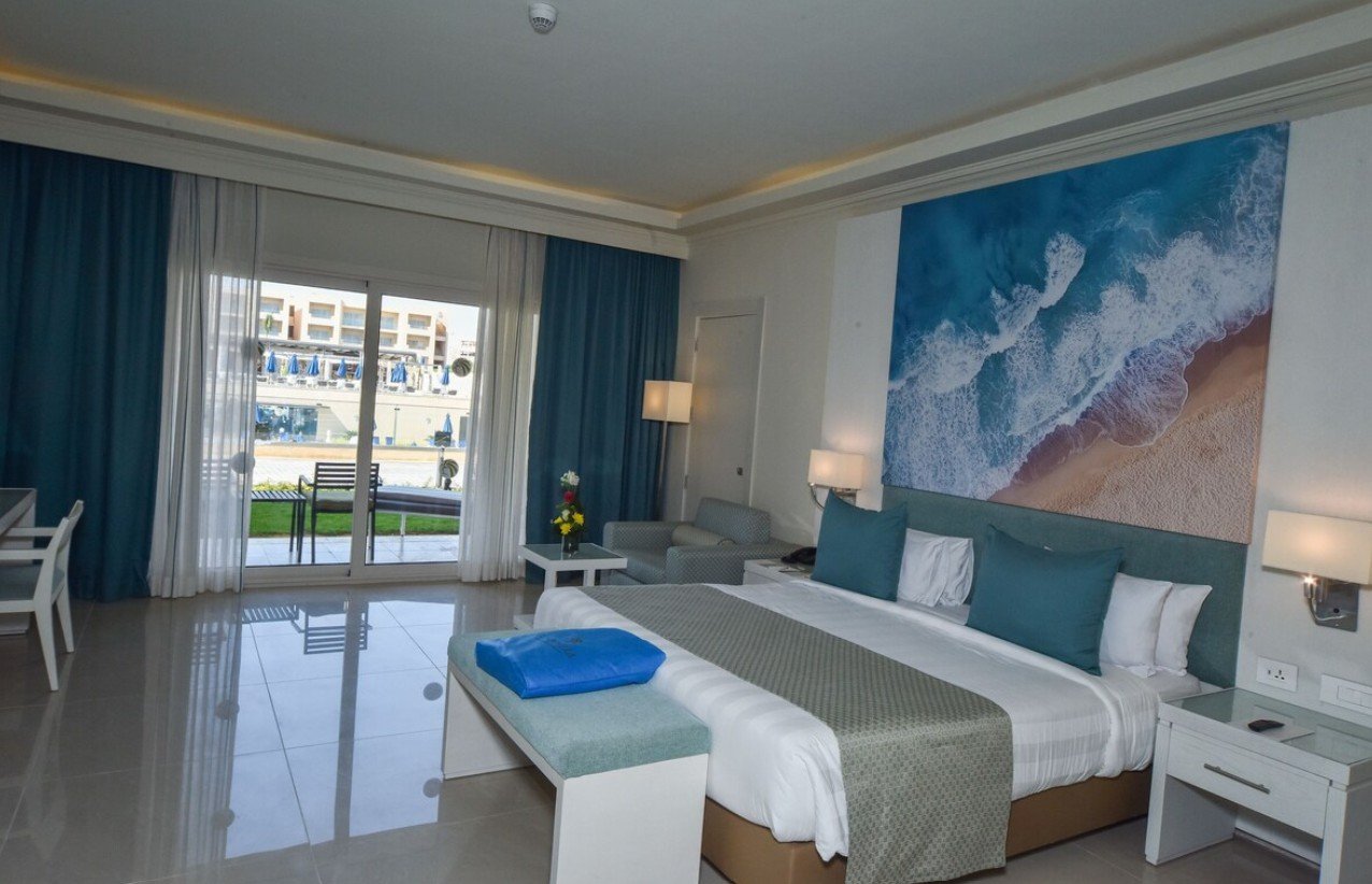 Cleopatra Luxury Resort +16