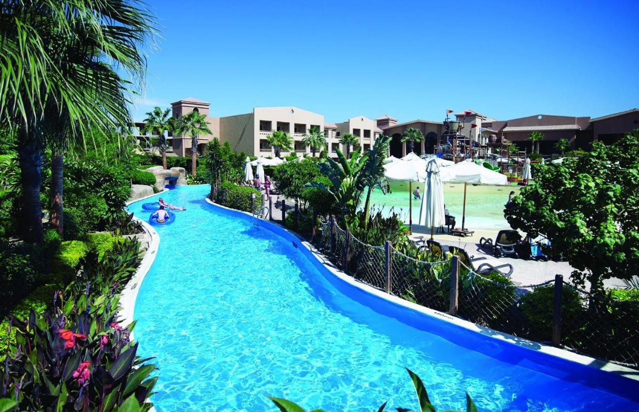 Coral Sea Aqua Club