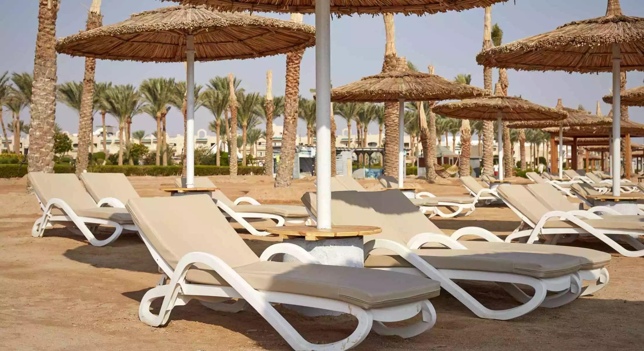 Coral Sea Water World Resort