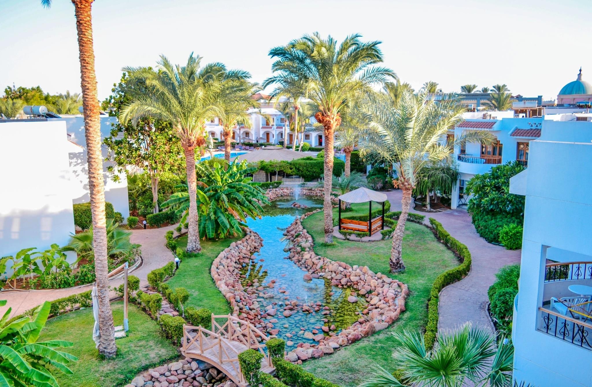 Dive Inn Resort