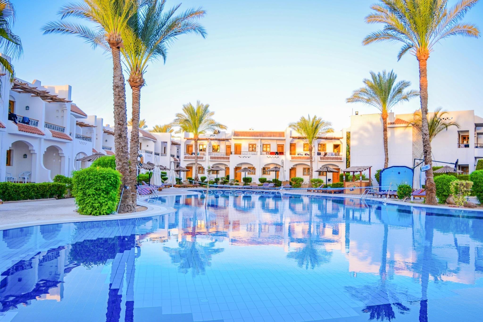 Dive Inn Resort