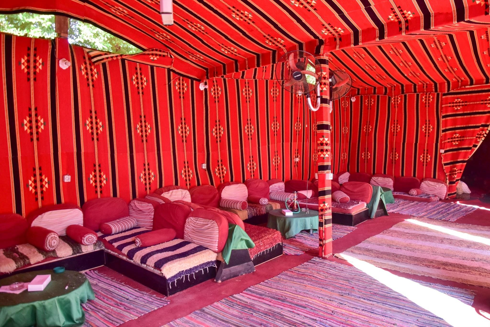 Dive Inn Resort