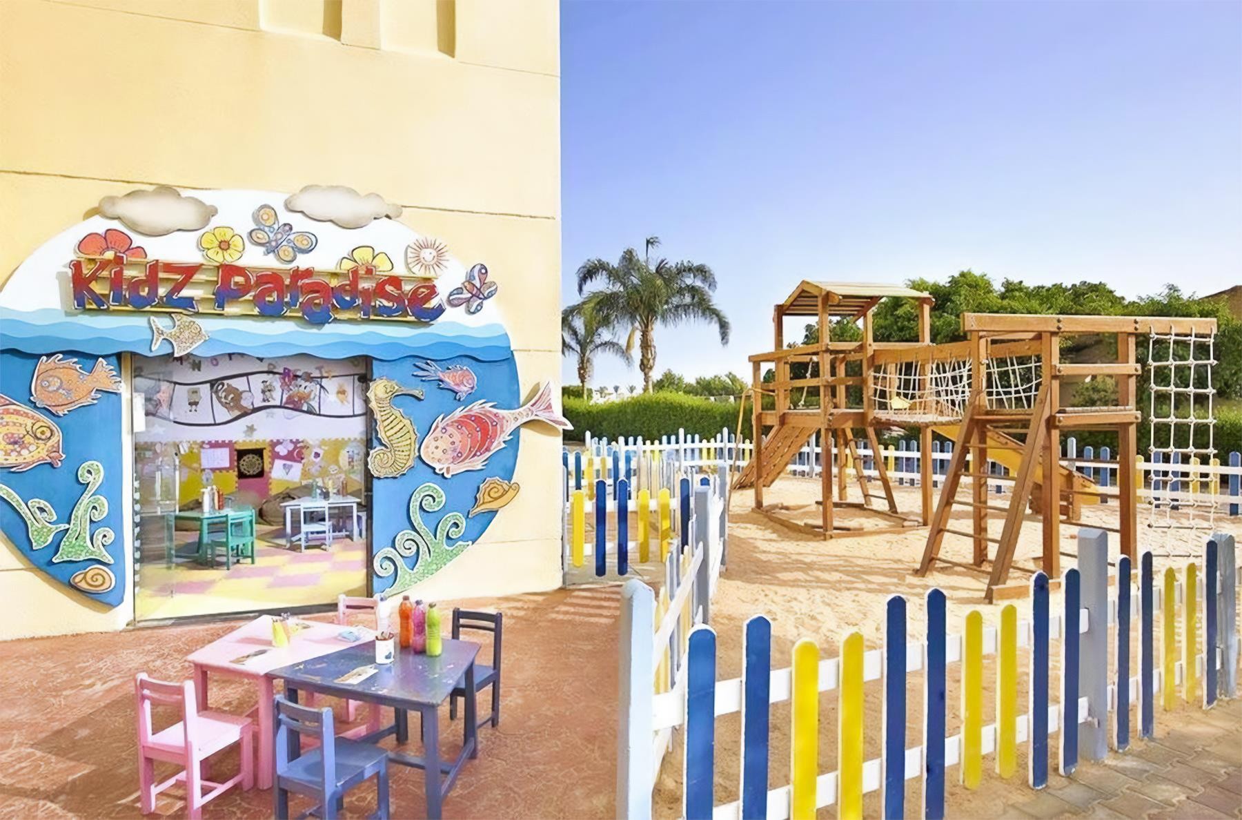 DoubleTree by Hilton Sharks Bay 32