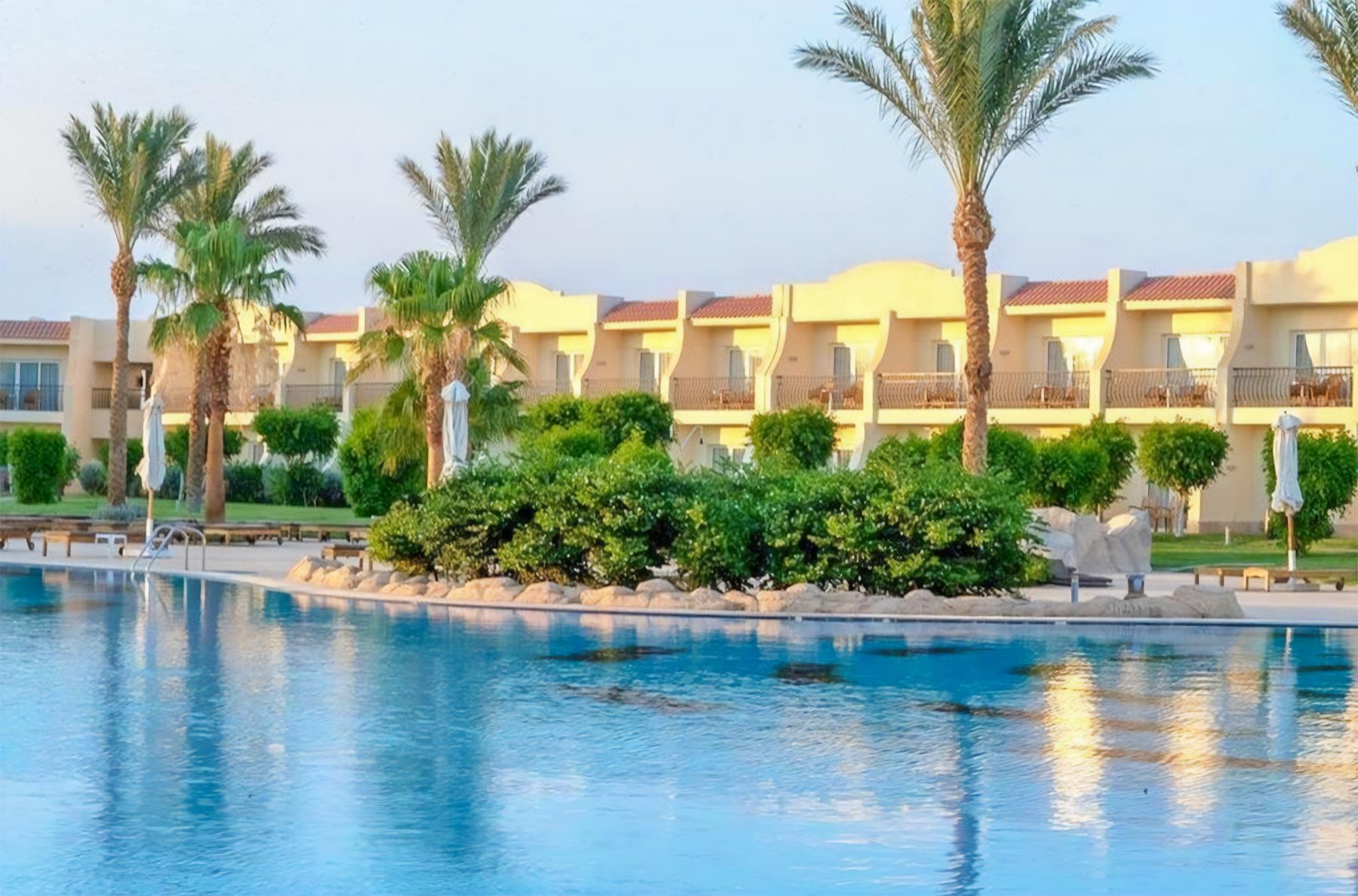 DoubleTree by Hilton Sharks Bay 20