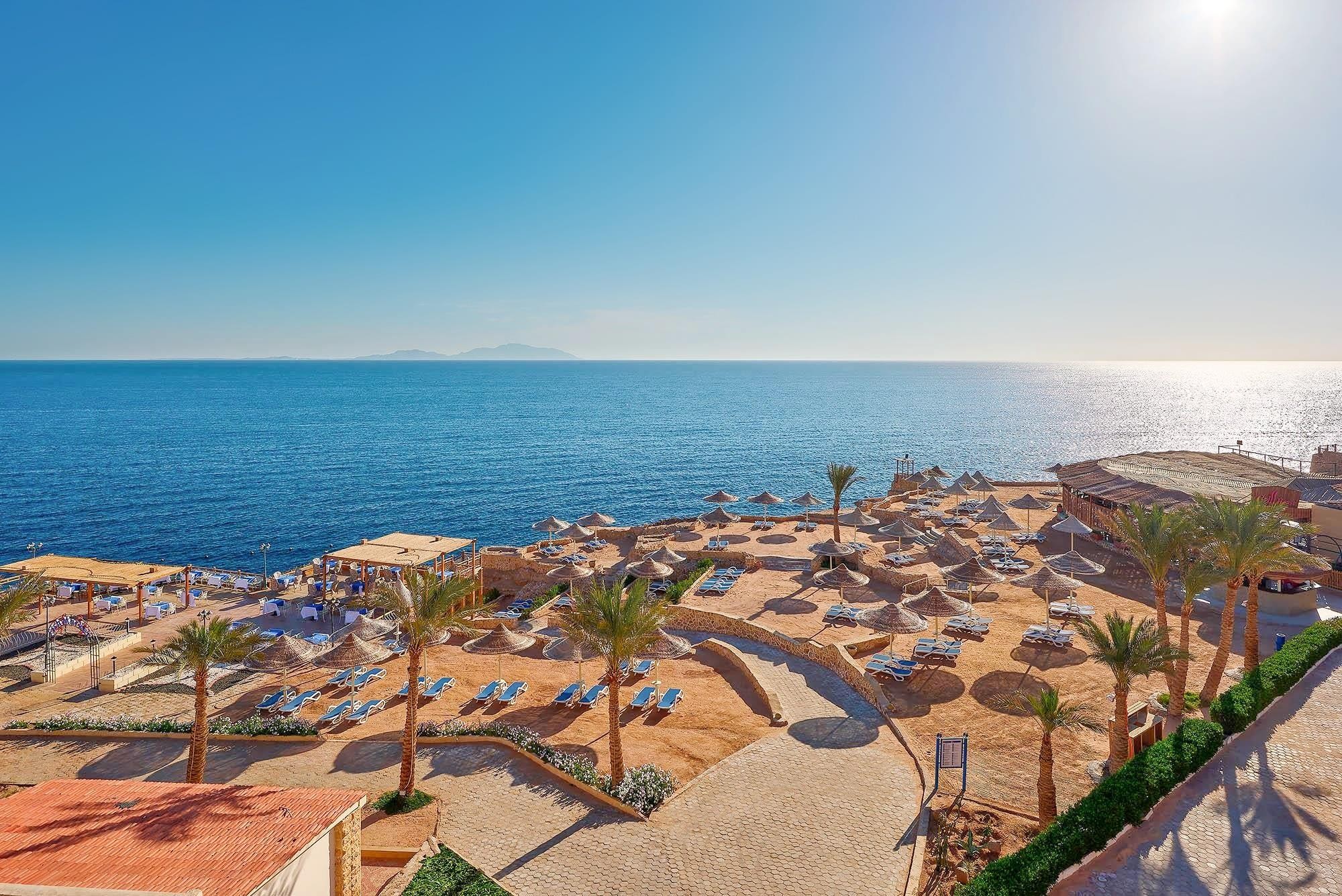 Dreams Beach Resort