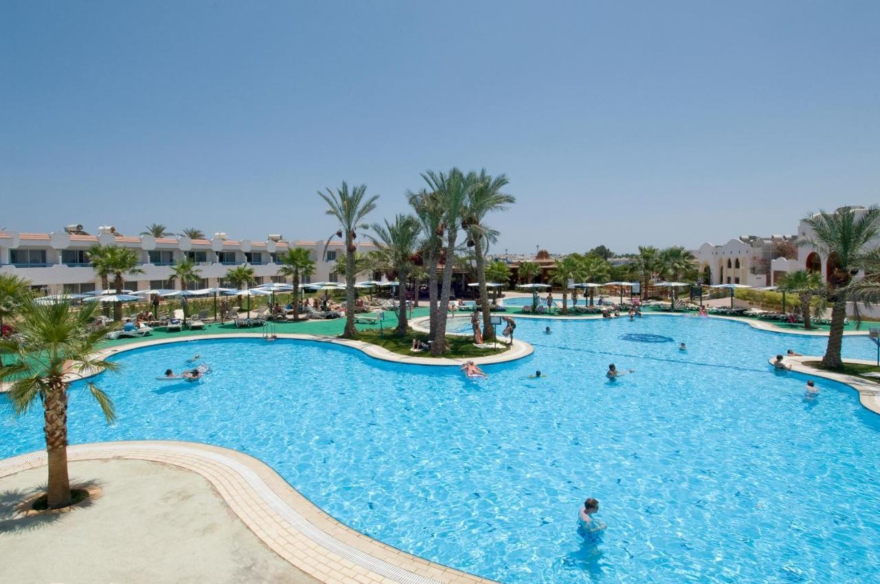 Dreams Vacation Resort