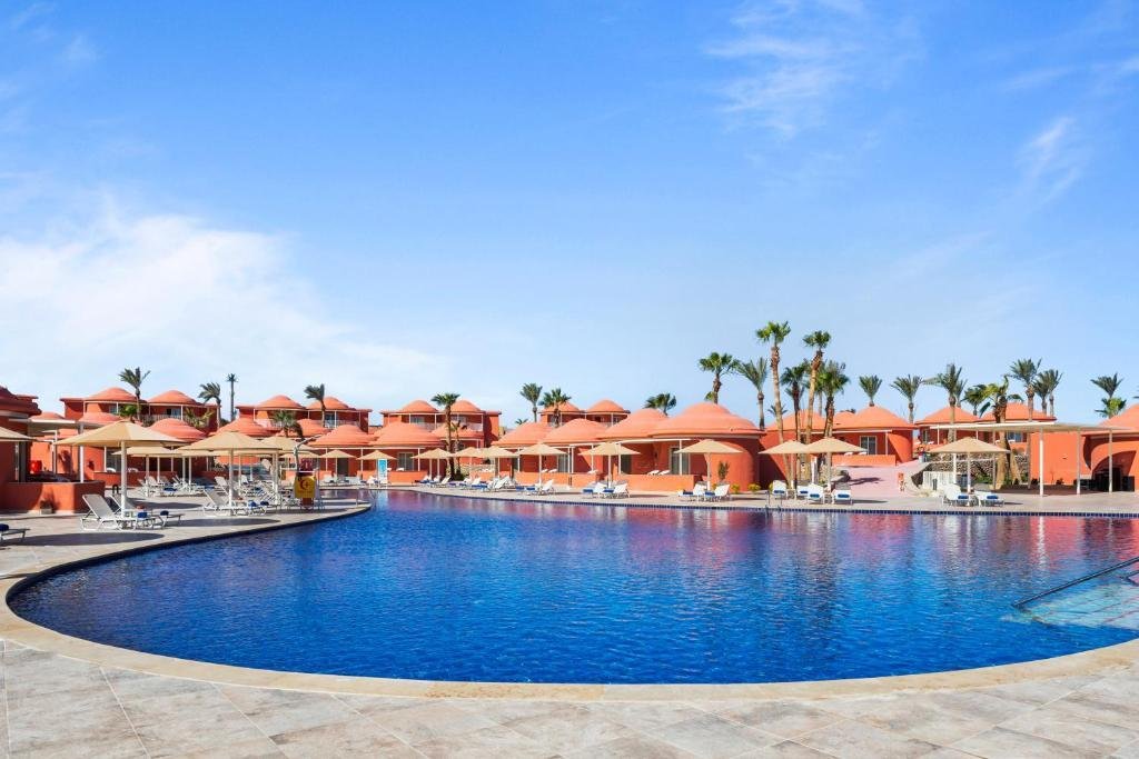Pickalbatros Laguna Club Resort