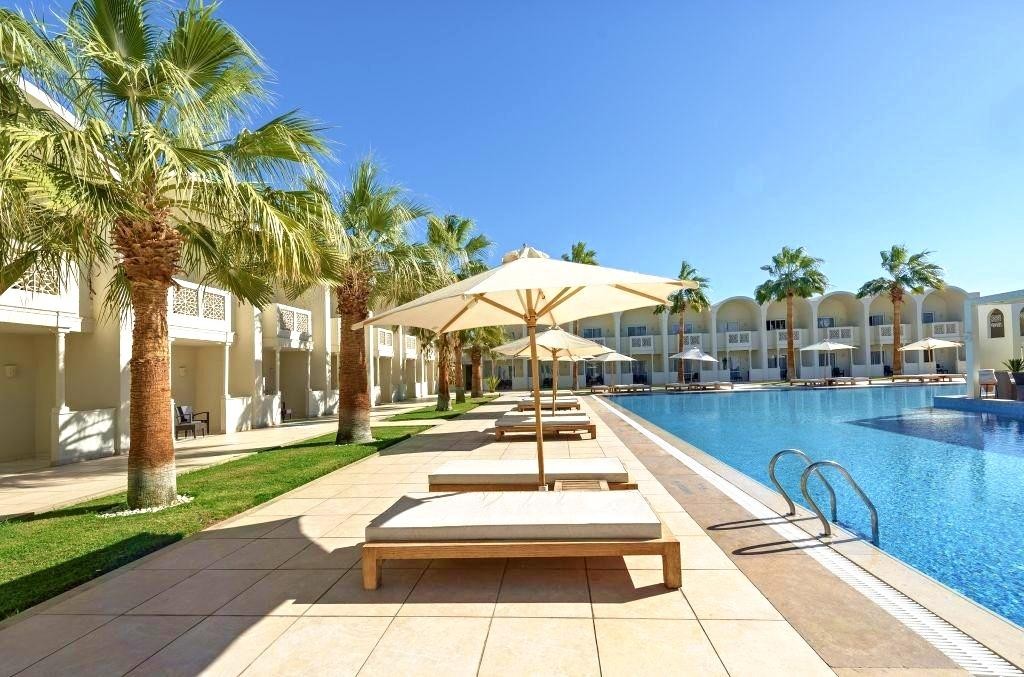 Reef Oasis Beach Resort