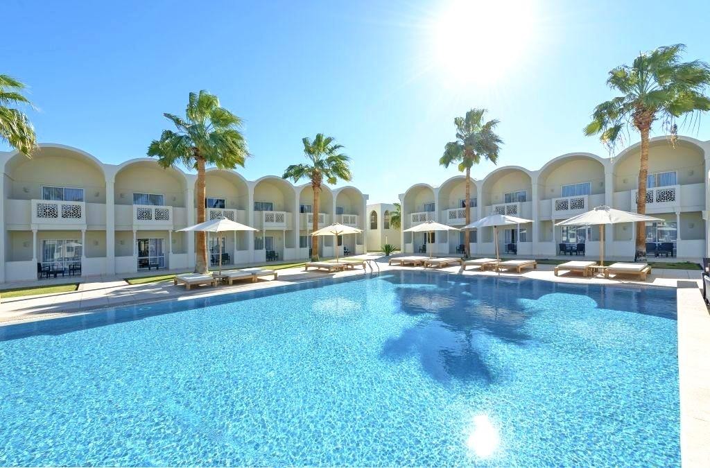Reef Oasis Beach Resort