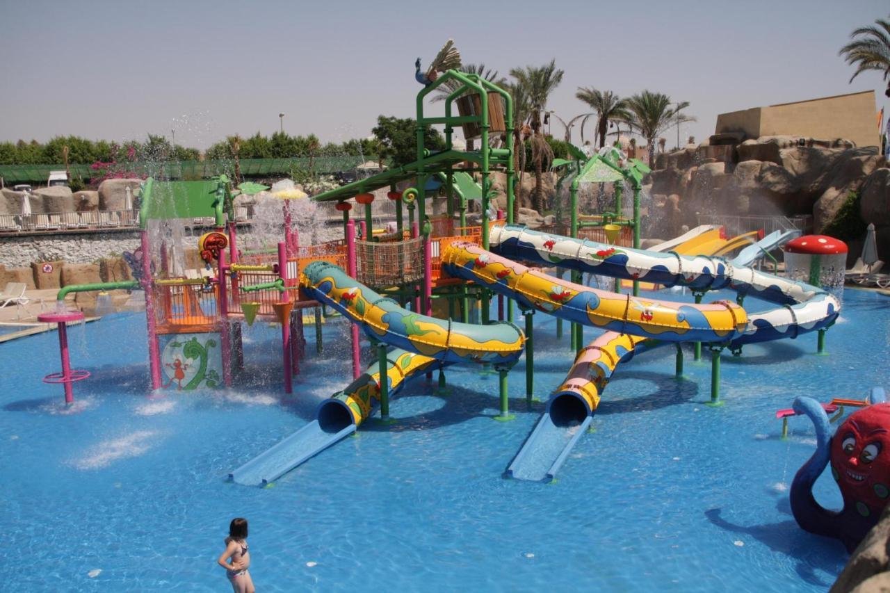 Reef Oasis Beach Resort