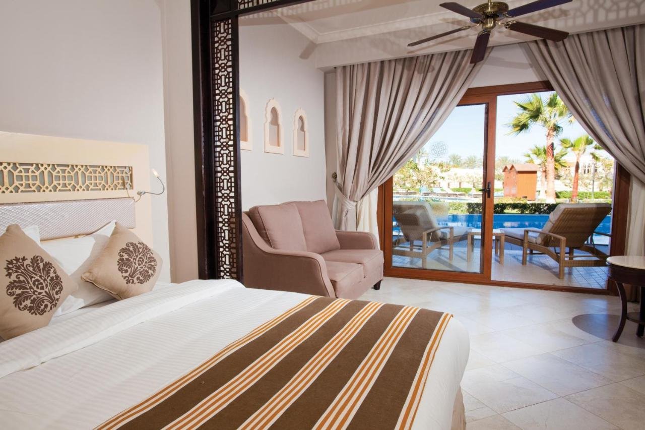 Sunrise Arabian Beach Resort